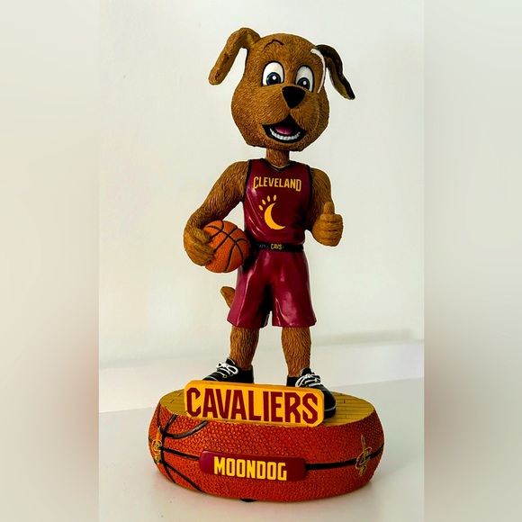 Cleveland Cavaliers Mascot - Bobblehead NBA Limited Edition Collectible - Picture 2 of 9